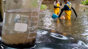 confinamiento y deshidratación de lodos con sistemas de geomembranas y geotextiles